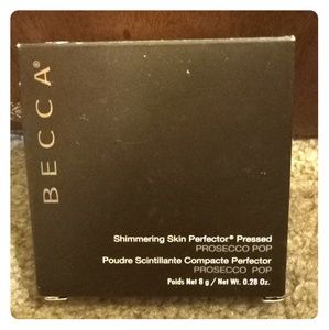 Becca highlighter prosecco pop